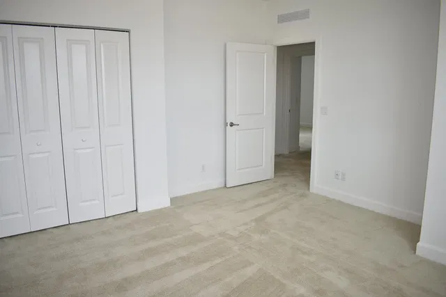 Residence photo 16