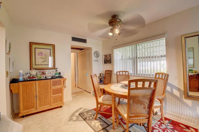  Residence photo 5