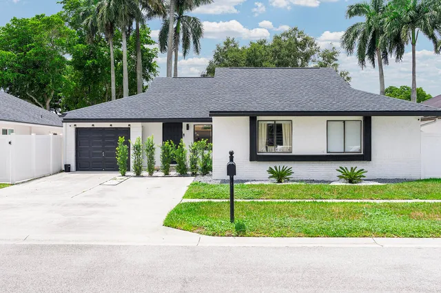 Residence photo 4