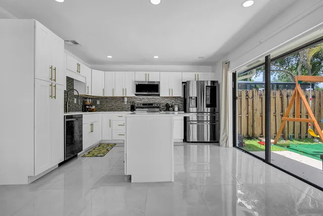 Residence photo 14