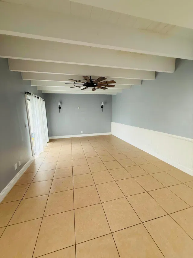  Residence photo 6