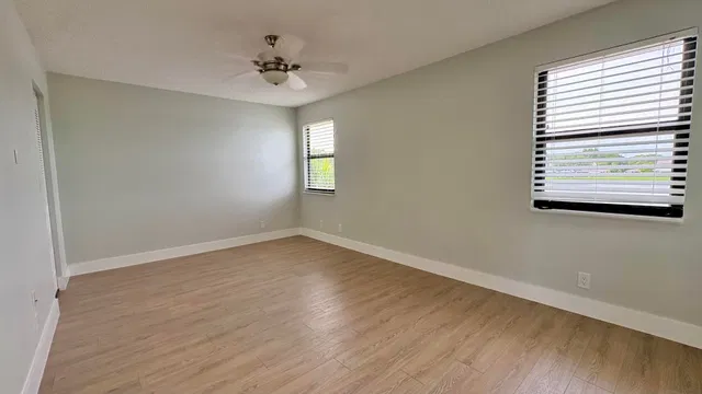 Residence photo 31