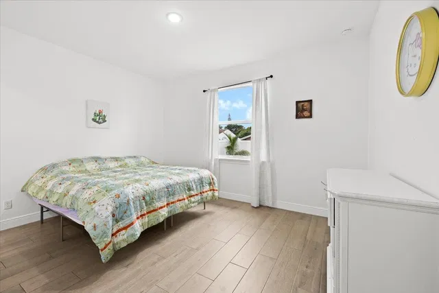 Residence photo 18