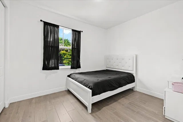 Residence photo 22
