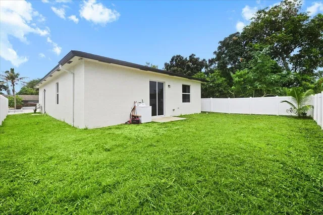 Residence photo 29