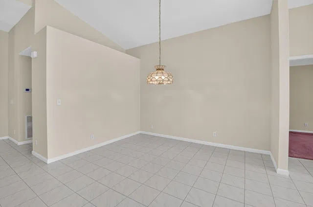 Residence photo 6