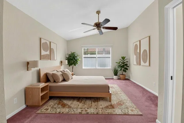 Residence photo 12