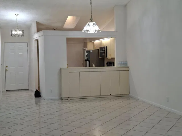 Residence photo 12