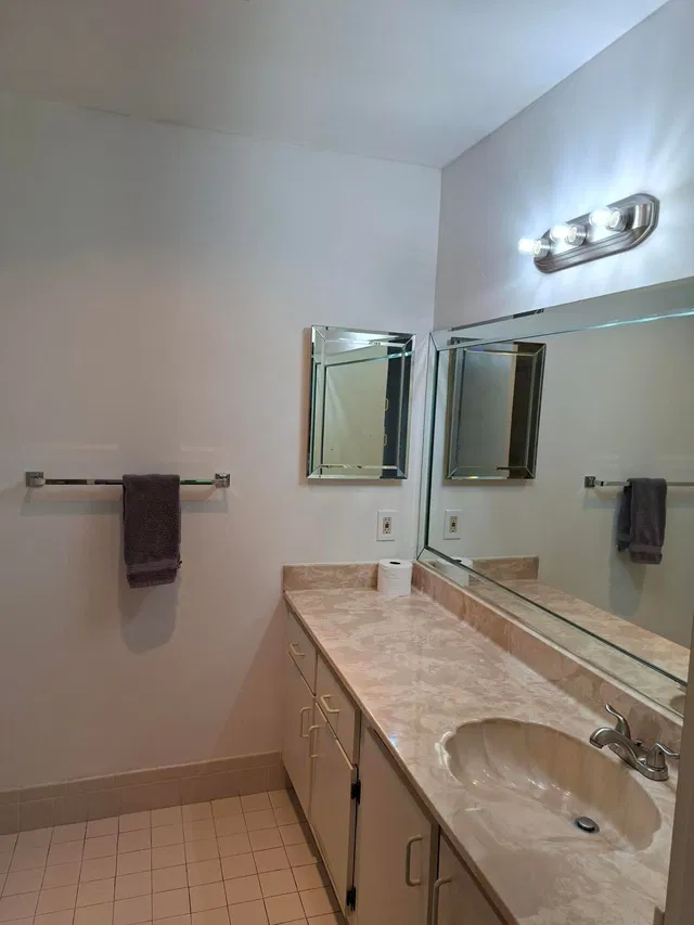 Residence photo 28