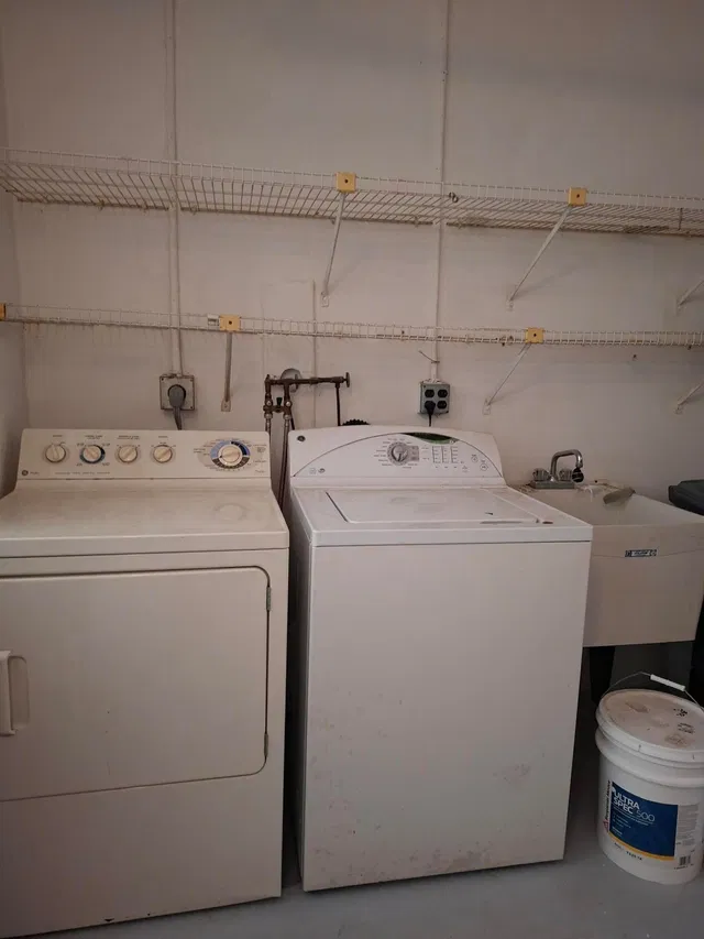 Residence photo 37