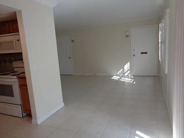 Unit 104 photo 2