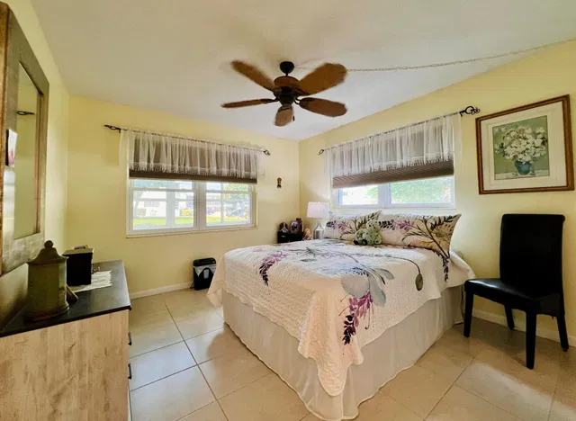 Residence photo 5