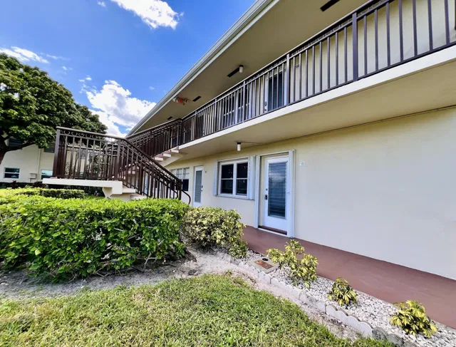 Residence photo 9