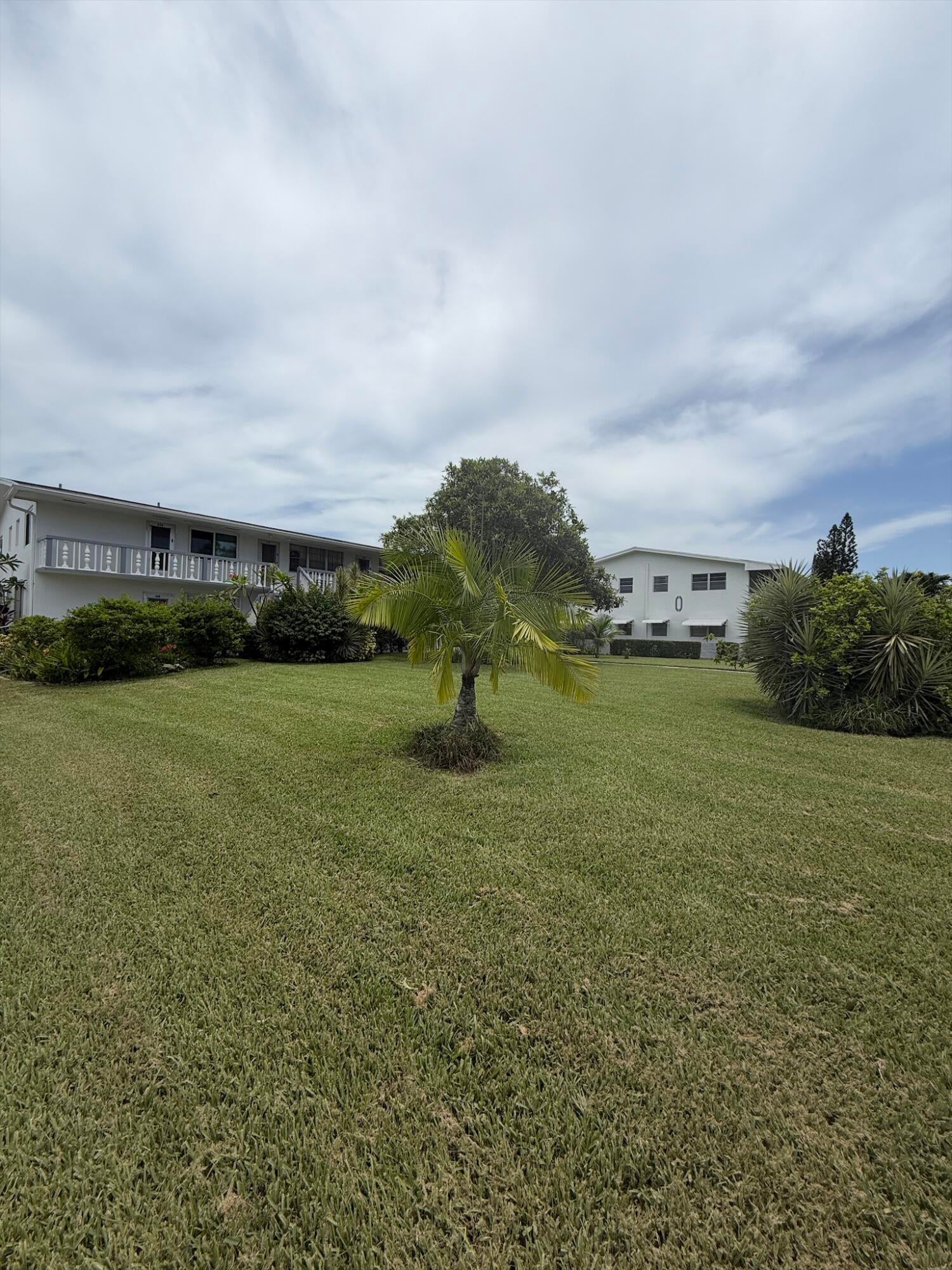 Residence photo 2