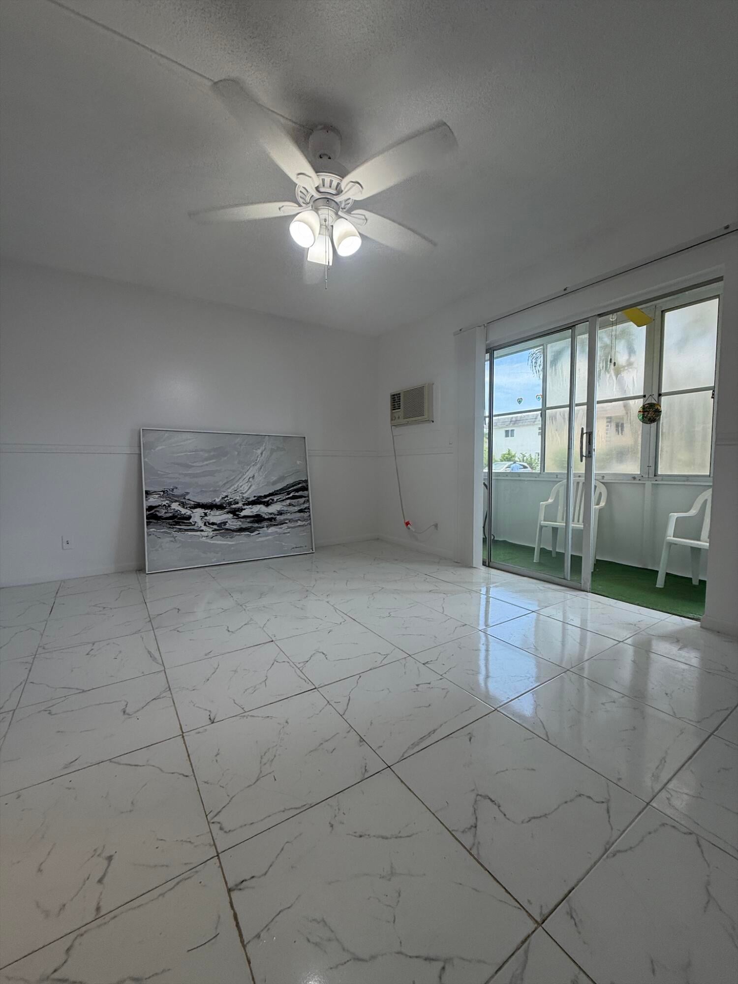 Residence photo 12