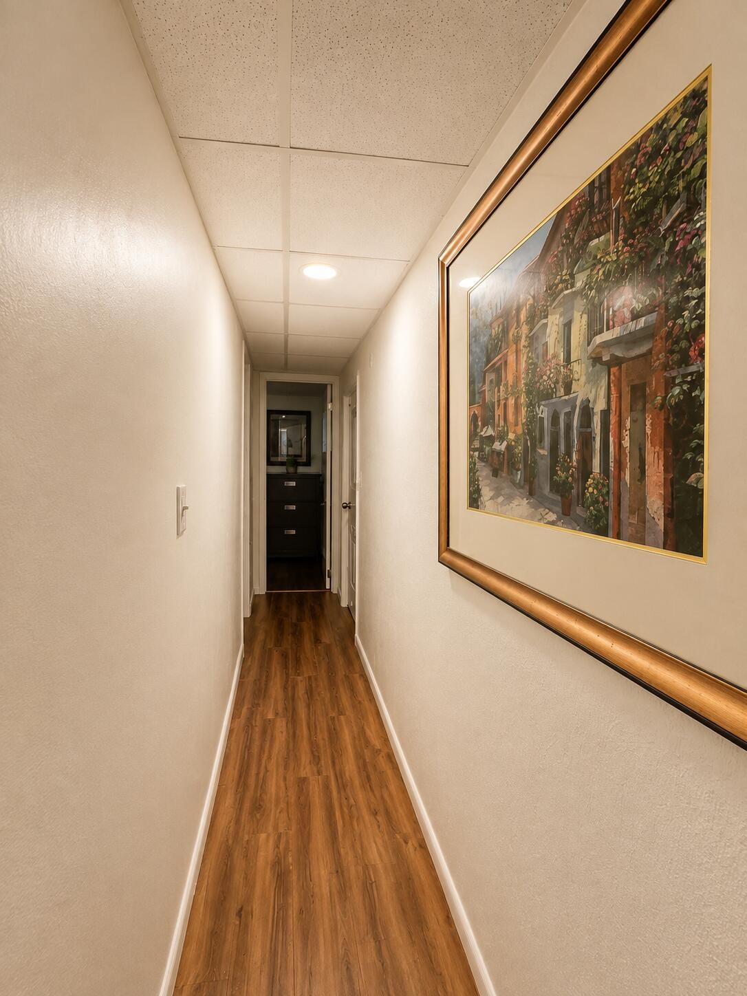 Unit 16 photo 5