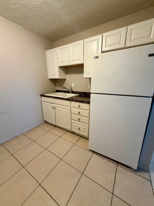 Residence photo 6