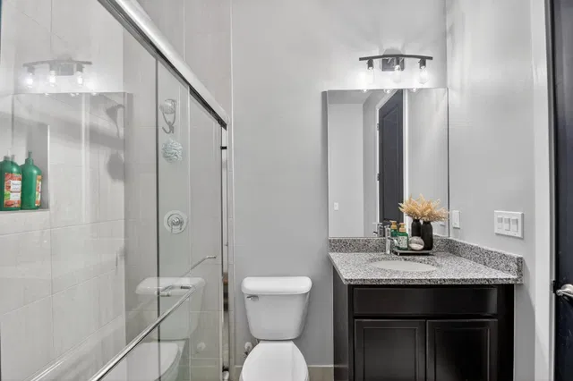 Residence photo 16