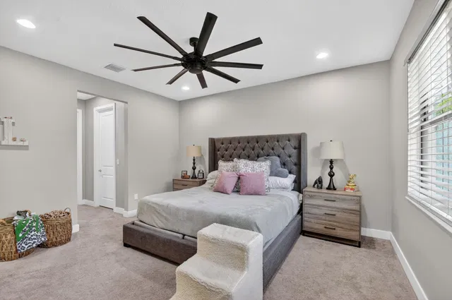 Residence photo 19