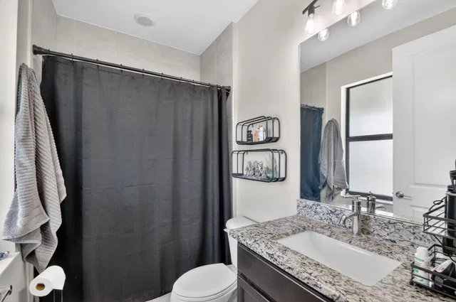 Residence photo 29
