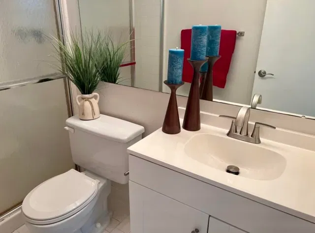 Unit B1 photo 18