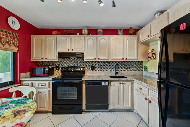 Boca Lago Country Club Homes Unit Unit 16b photo 14