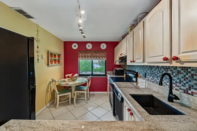 Boca Lago Country Club Homes Unit Unit 16b photo 15
