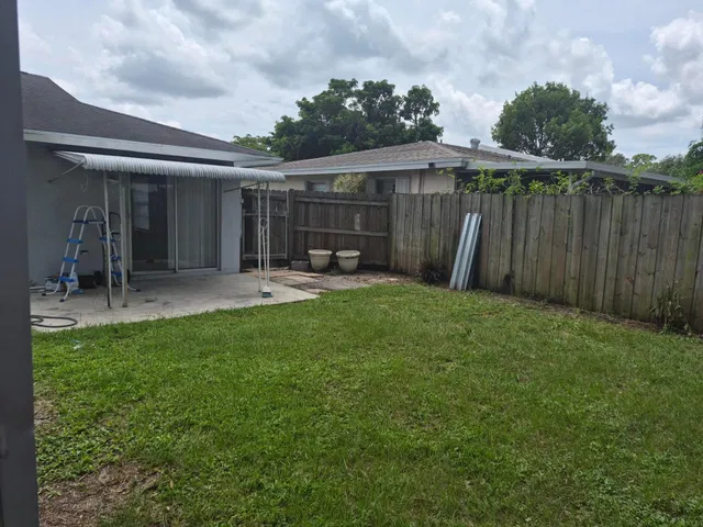 Residence photo 20