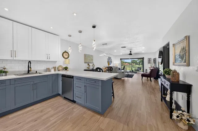 Boca Lago Country Club Homes Unit H photo 8