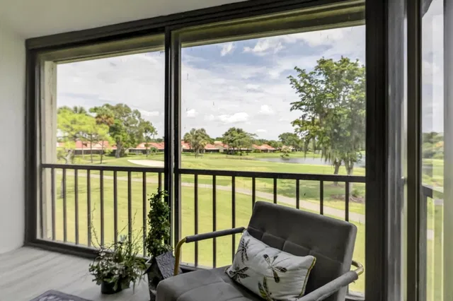 Boca Lago Country Club Homes Unit H photo 19