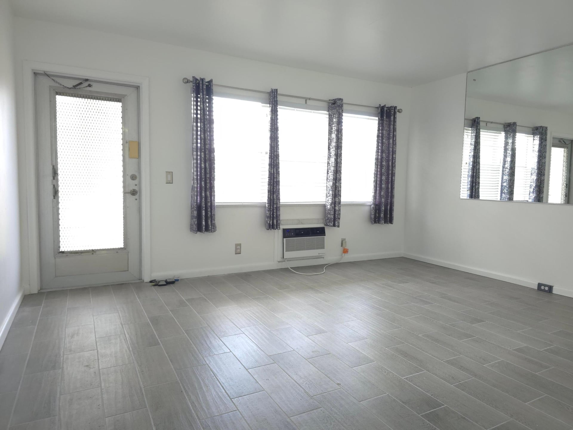 Residence photo 5