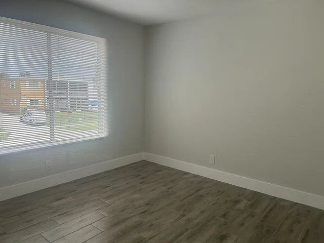  Unit B211 photo 11