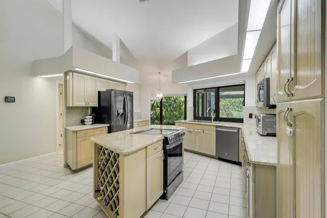 PGA National Palm Beach Gardens Residence photo 33