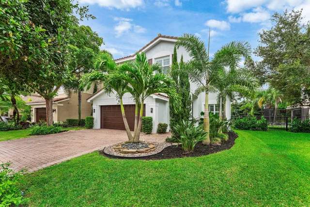 Residence photo 3