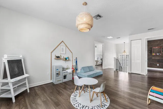 Residence photo 22