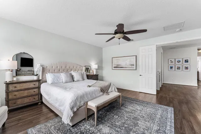 Residence photo 24