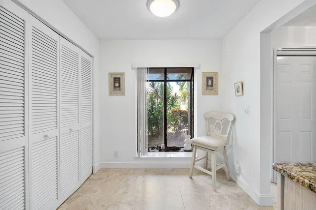 Unit 213 photo 12
