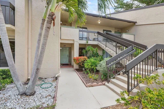 Unit 213 photo 36