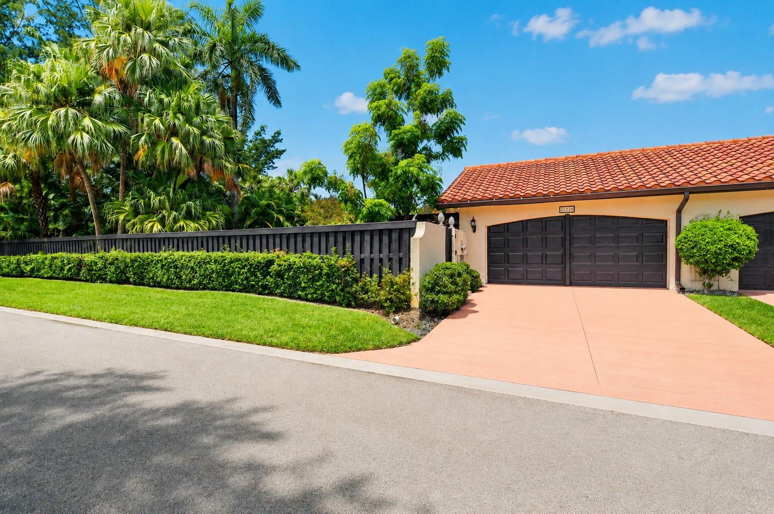 Residence photo 4