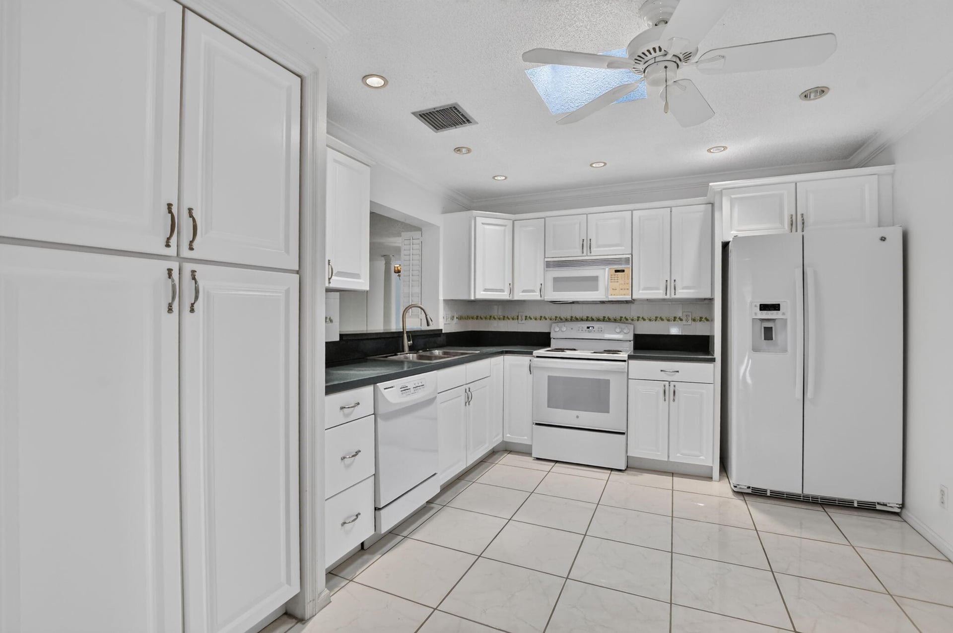 Residence photo 11