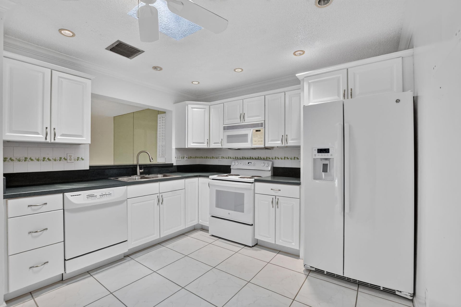 Residence photo 12
