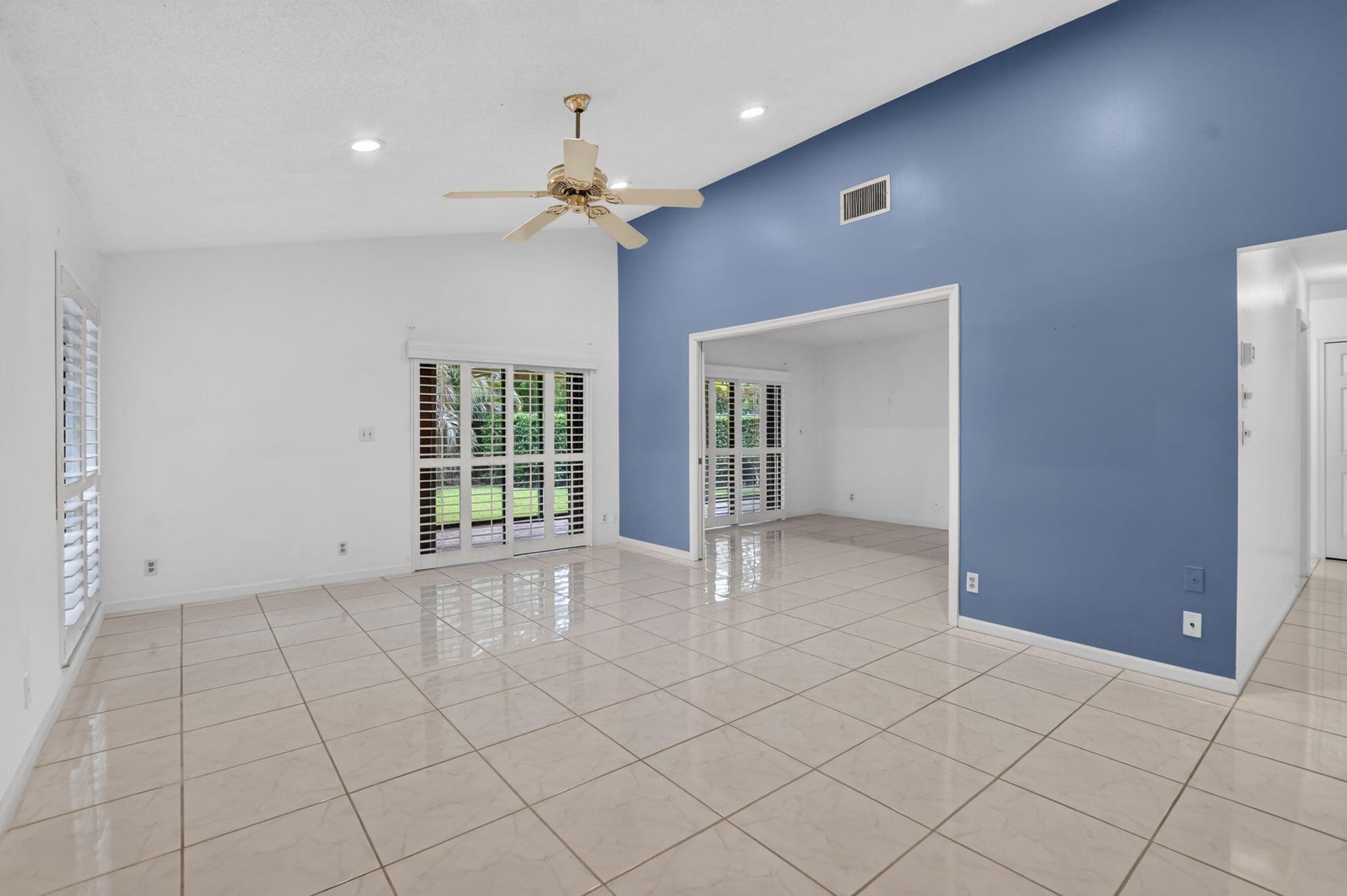 Residence photo 16