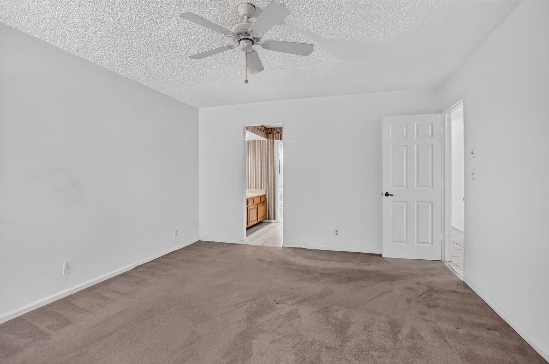 Residence photo 26