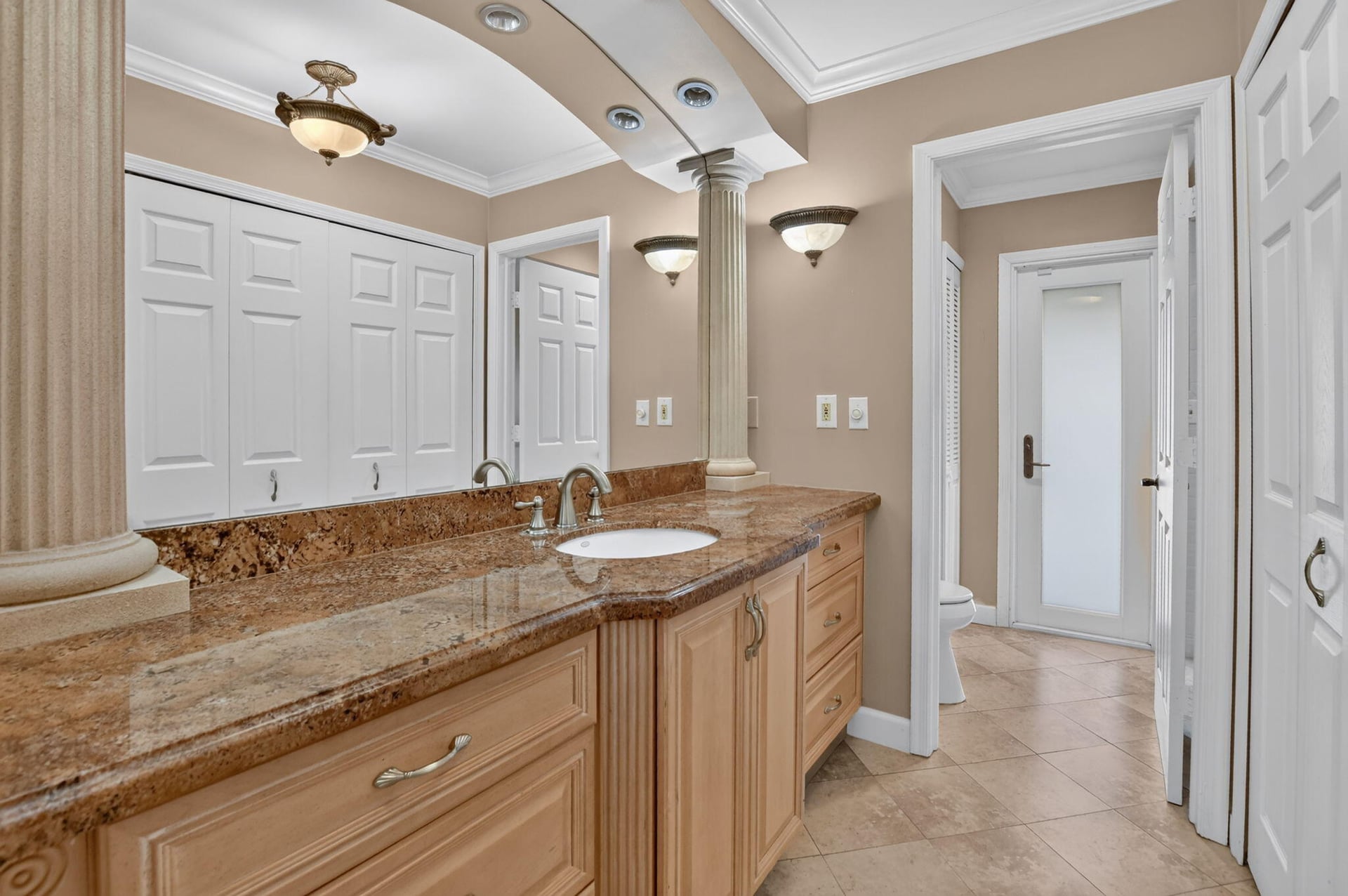 Residence photo 36