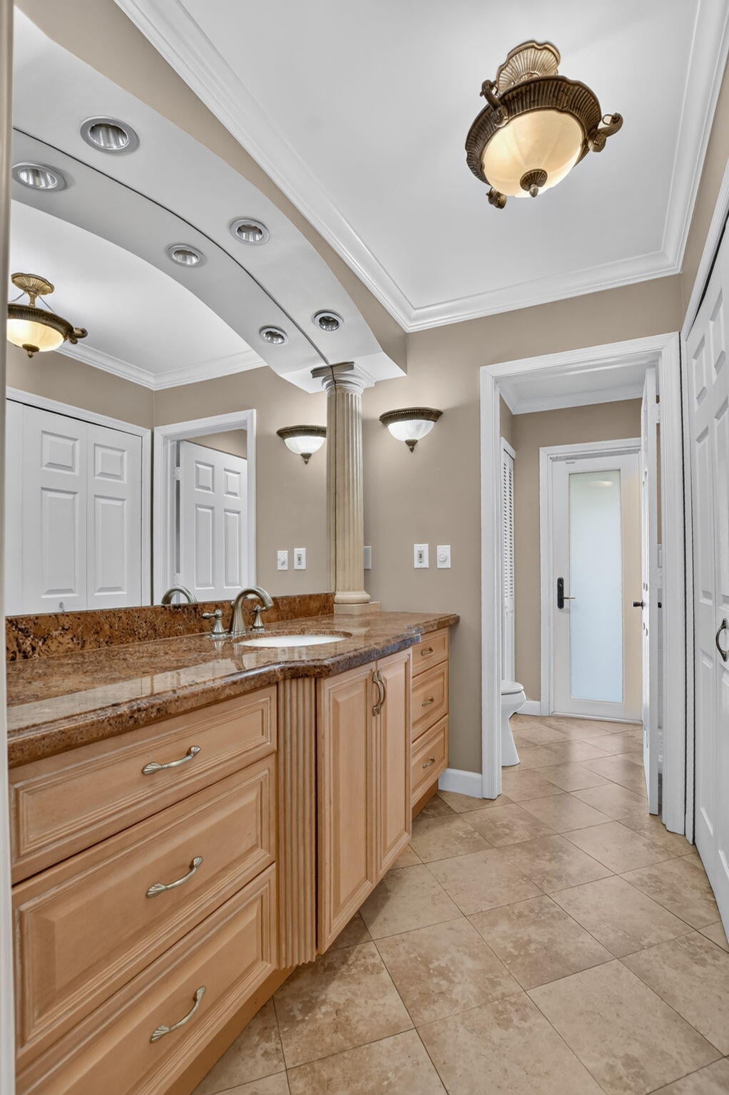 Residence photo 37