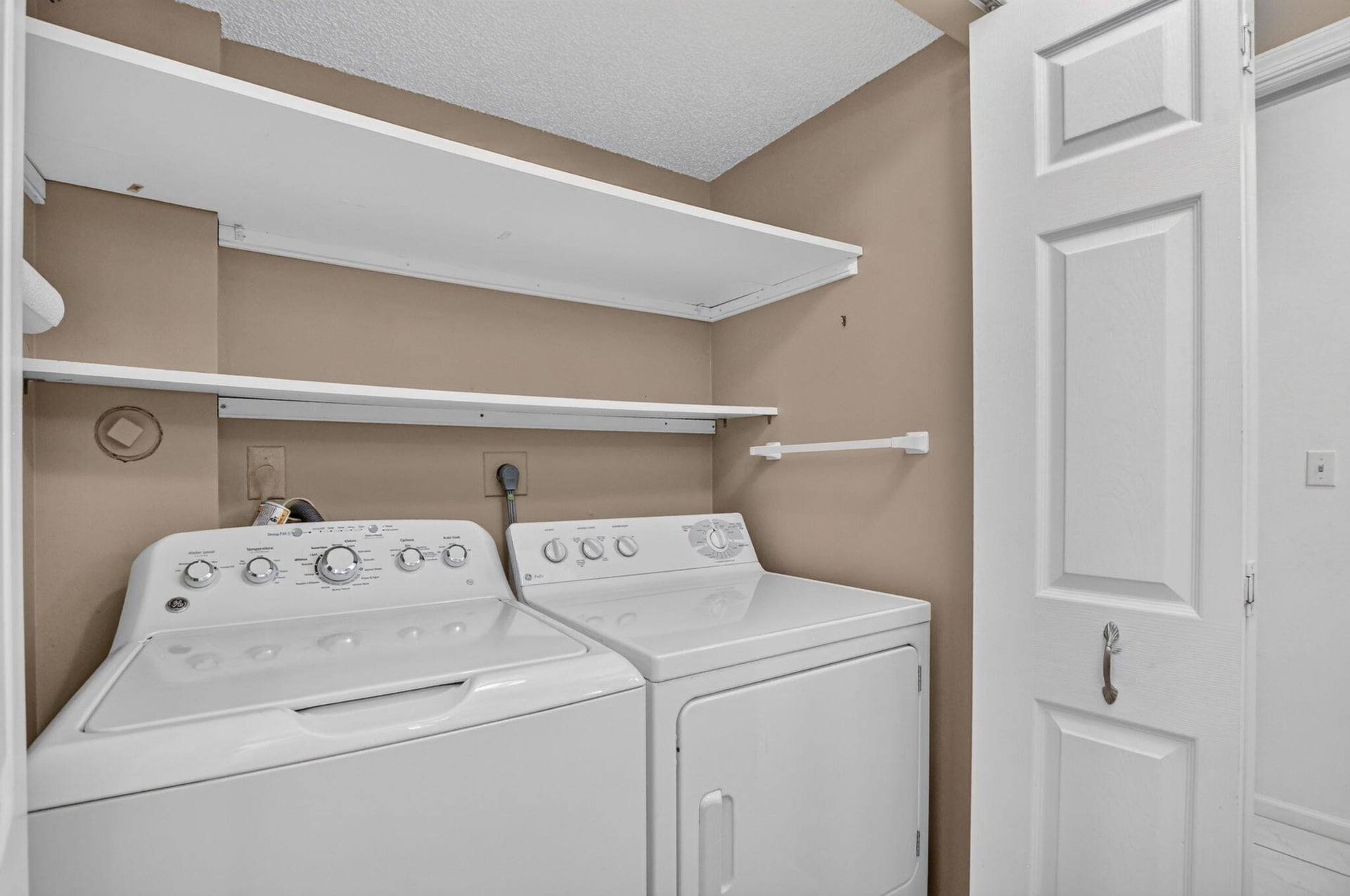 Residence photo 39