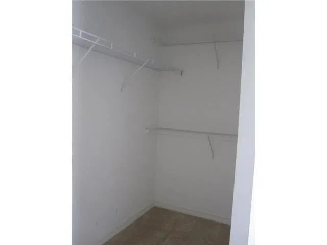 Unit 303 photo 18