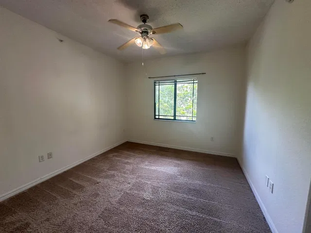 Unit 303 photo 22