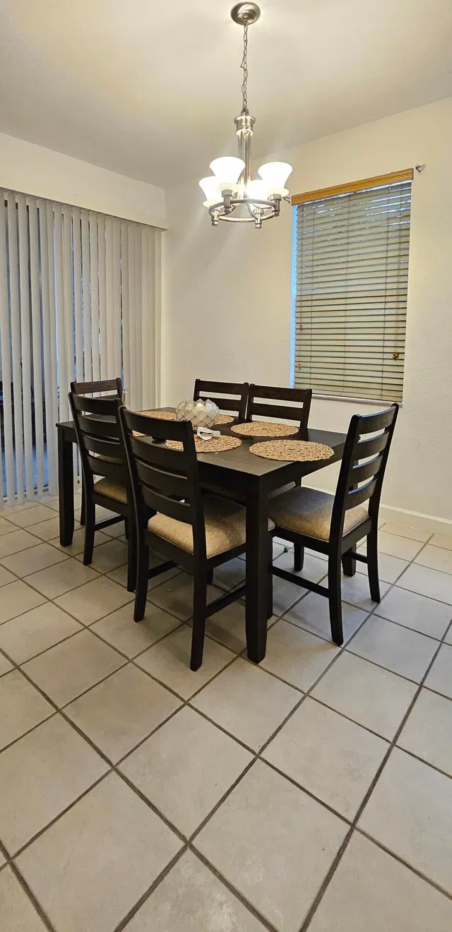 Unit 423 photo 14