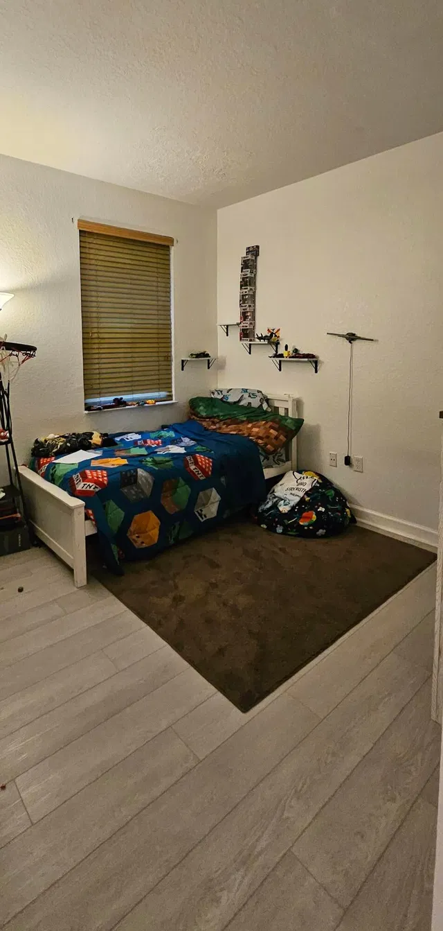 Unit 423 photo 23